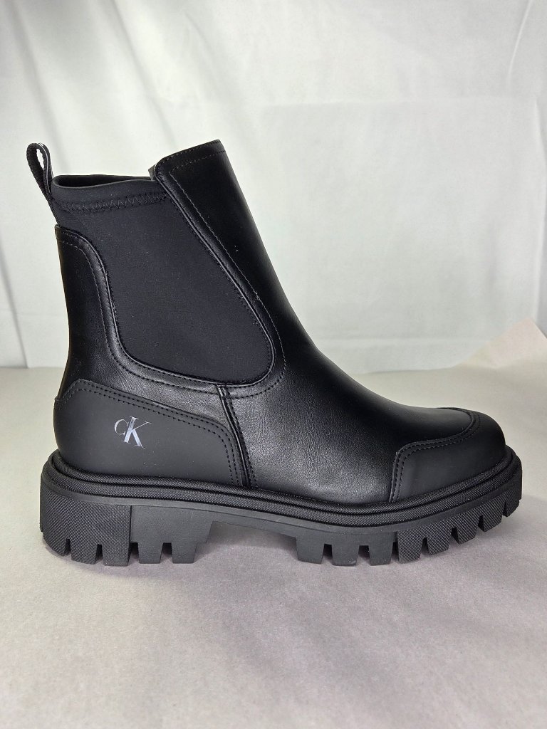 Calvin Klein Remola Casual Chelsea Lug Sole Booties - Black